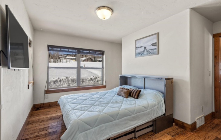 27100 Beaver Canyon Drive Photo