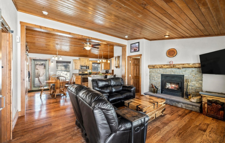 27100 Beaver Canyon Drive Photo