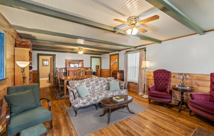 399 E Jefferson Avenue Photo