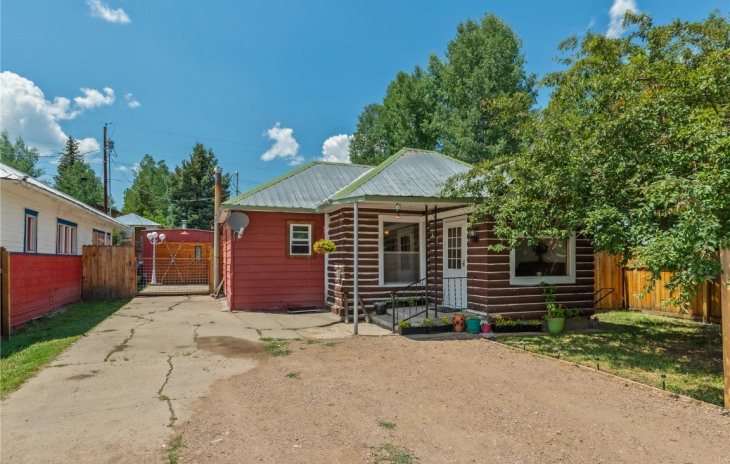 21555 State Highway 131 Photo