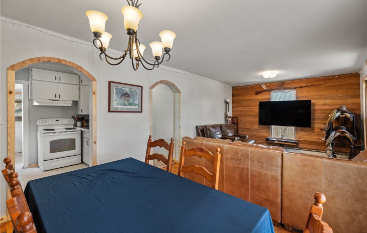 21555 State Highway 131 Photo