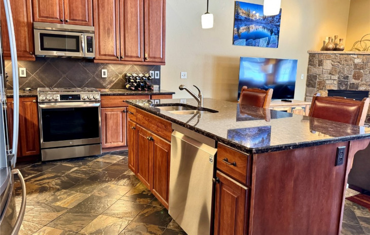 1579 Moraine Circle Photo