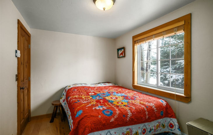 40519 Steamboat Drive Photo