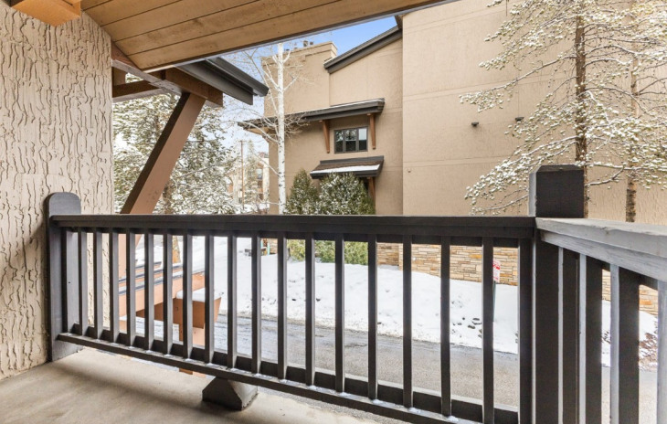 2305 Apres Ski Way Photo