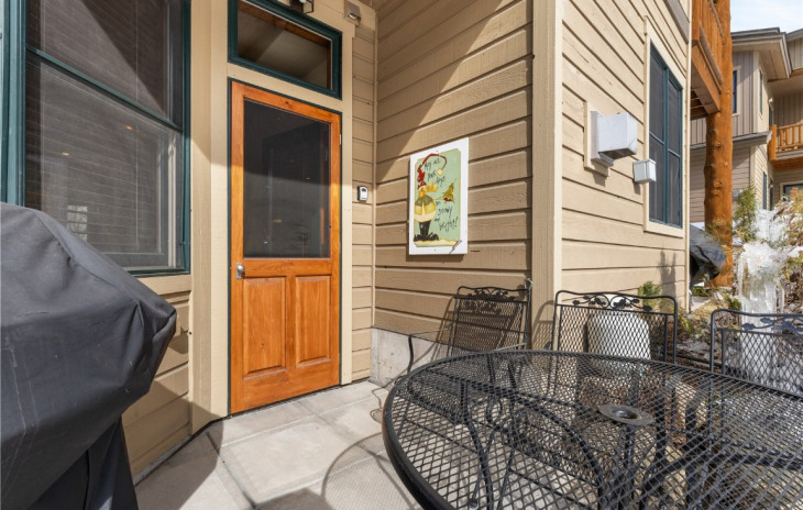 1540 Moraine Circle Photo