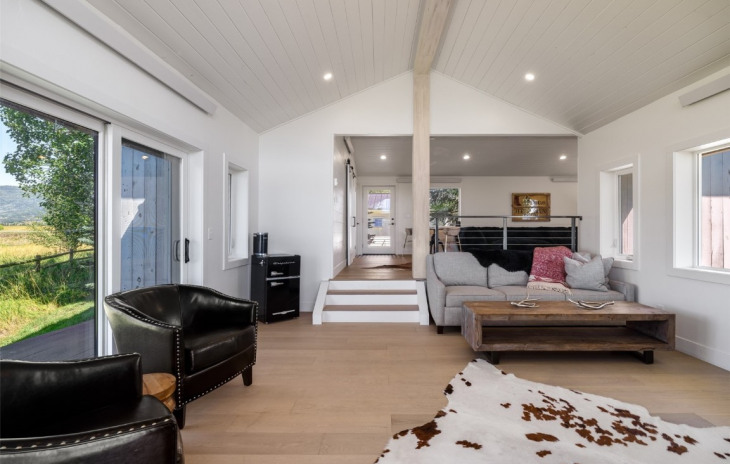 31900 County Road 22 Photo
