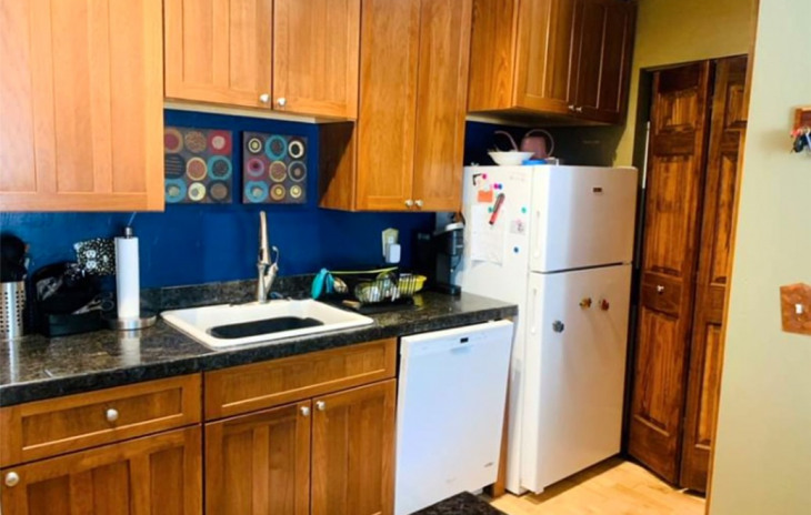 1340 Athens Plaza Photo