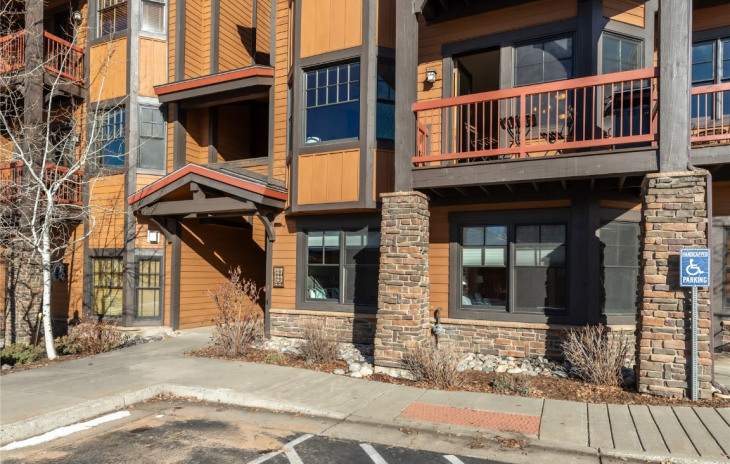 500 Anglers Drive Photo