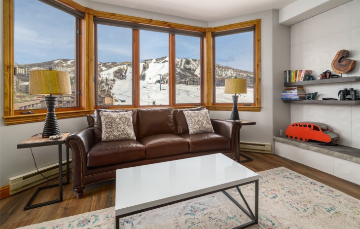 1875 Ski Time Square Drive Photo