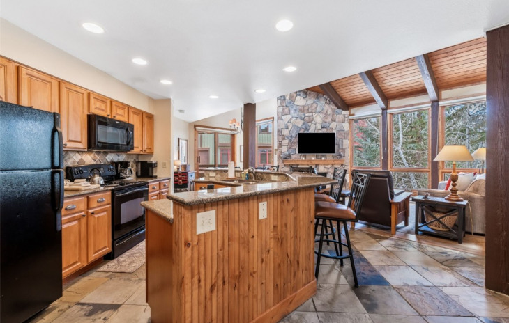 2700 Village Drive Photo