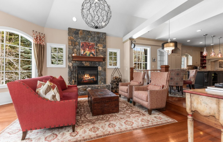 1031 Steamboat Boulevard Photo