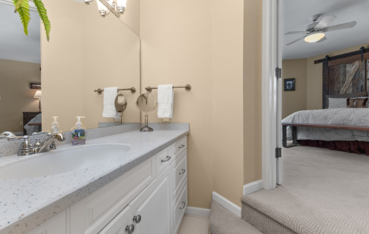 1031 Steamboat Boulevard Photo