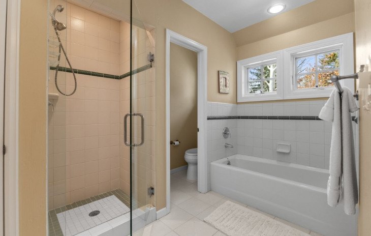 1031 Steamboat Boulevard Photo