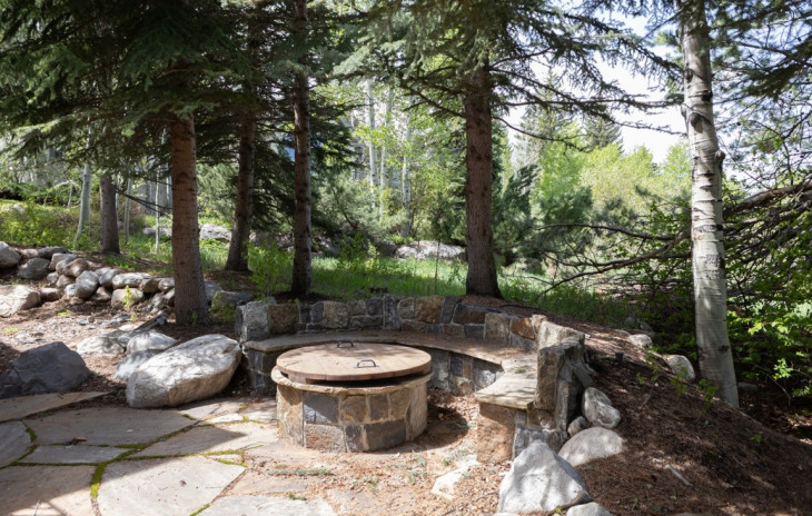 1031 Steamboat Boulevard Photo