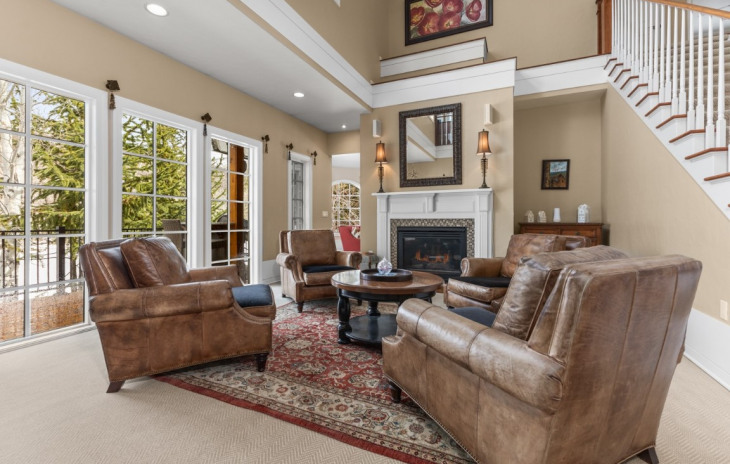 1031 Steamboat Boulevard Photo