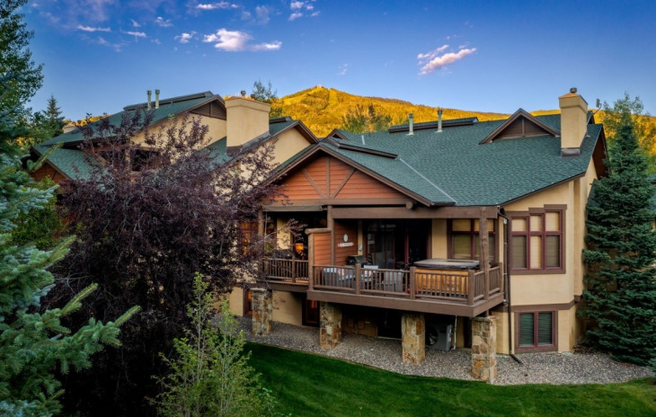 2755 Waterstone Lane Photo