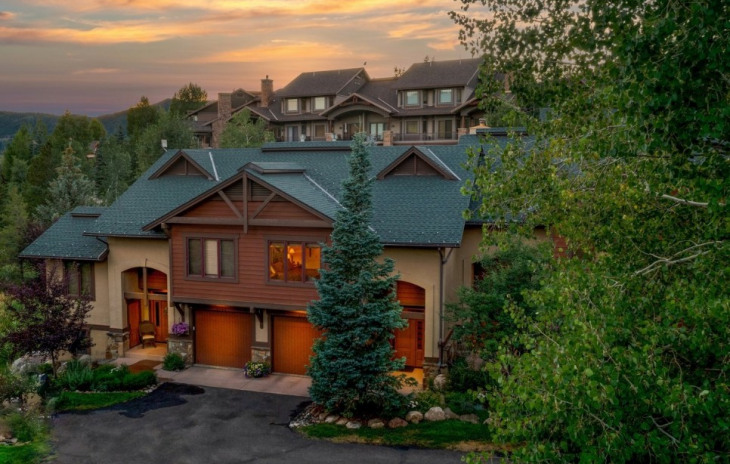 2755 Waterstone Lane Photo