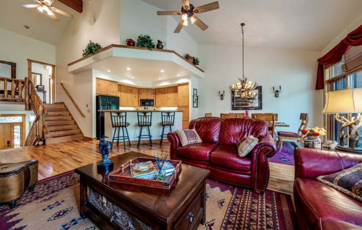 2755 Waterstone Lane Photo