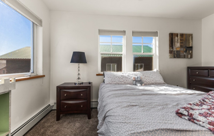 2328 Penny Lane Photo