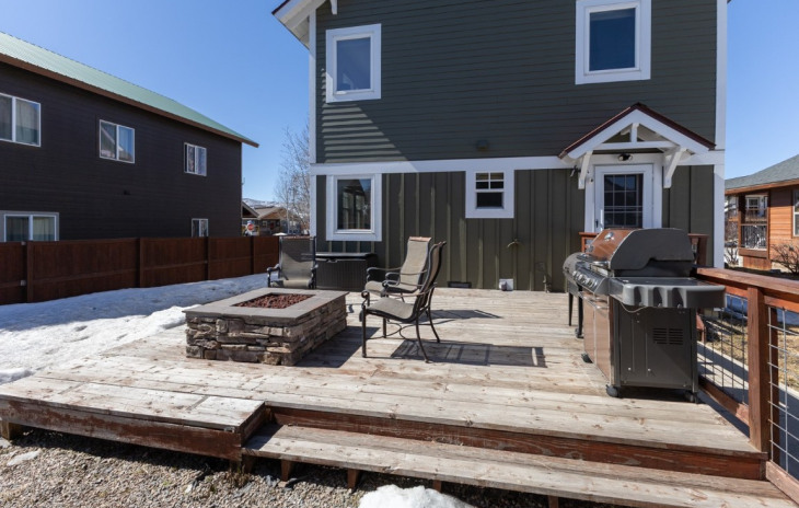 2328 Penny Lane Photo