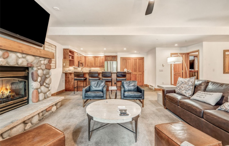 2155 Ski Time Square Drive Photo