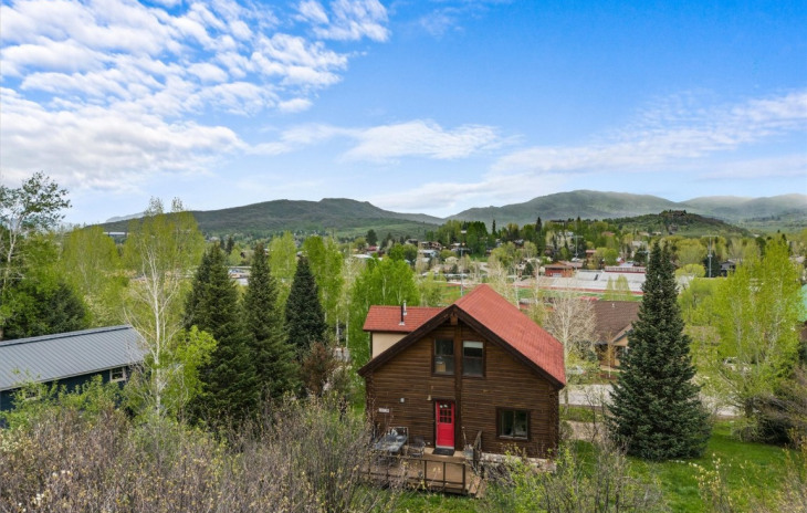 625 Amethyst Drive Photo