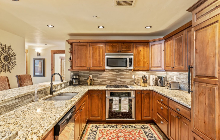 1800 Medicine Springs Drive Photo