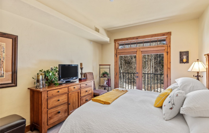 1800 Medicine Springs Drive Photo