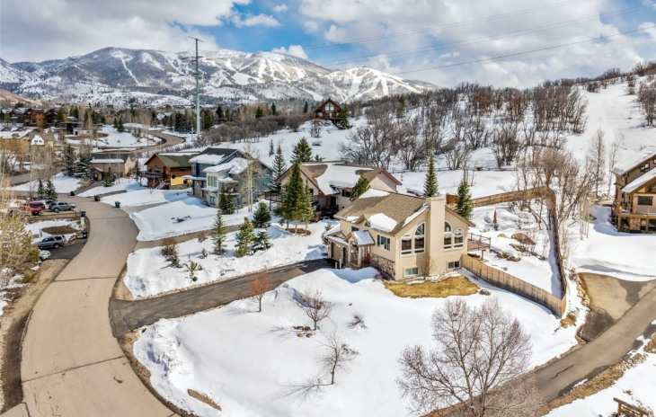 265 Caribou Lane Photo