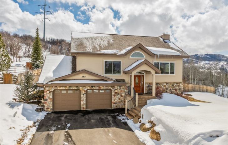 265 Caribou Lane Photo