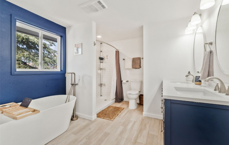 409 Clover Circle Photo