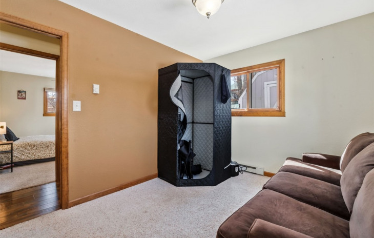 409 Clover Circle Photo