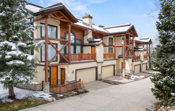 2683 Timber Court Photo