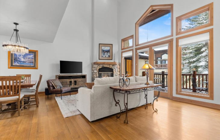 2683 Timber Court Photo