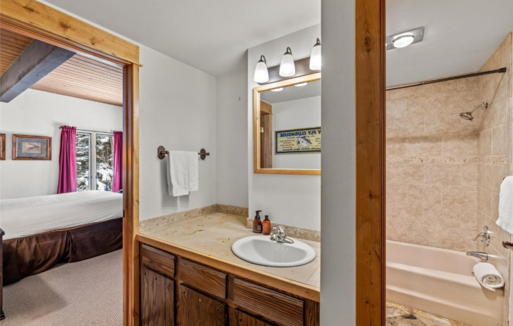 2322 Apres Ski Way Photo