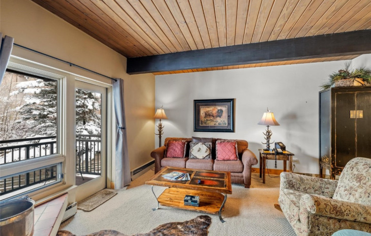 2322 Apres Ski Way Photo