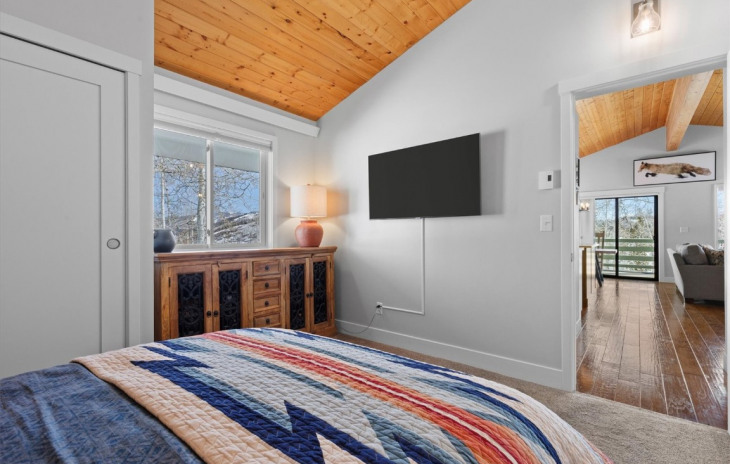58015 Jupiter Place Photo