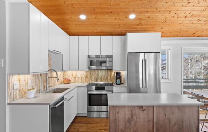 58015 Jupiter Place Photo
