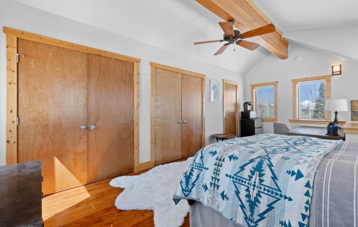 58015 Jupiter Place Photo
