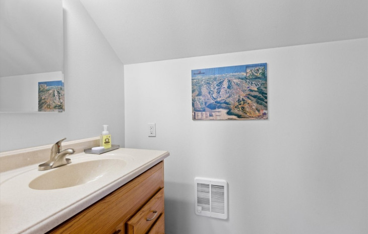 58015 Jupiter Place Photo