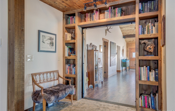 42209 Deer Road Photo