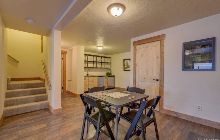42209 Deer Road Photo
