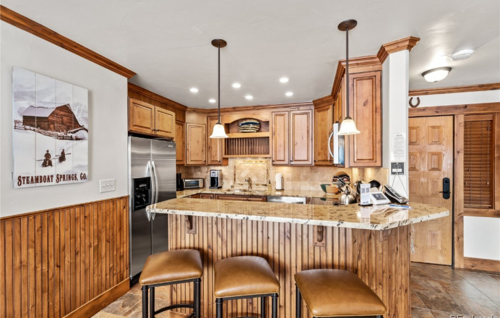 2420 Ski Trail Lane Photo