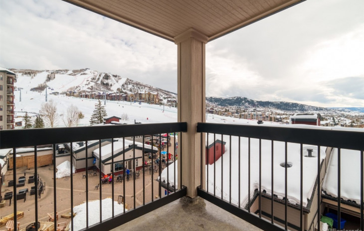 1855 Ski Time Square Drive Photo