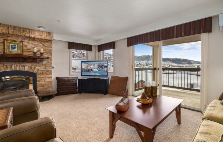 1855 Ski Time Square Drive Photo