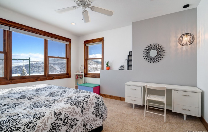 38325 Rollinghills Lane Photo