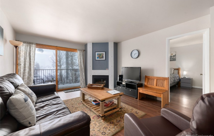 2350 Ski Trail Lane Photo