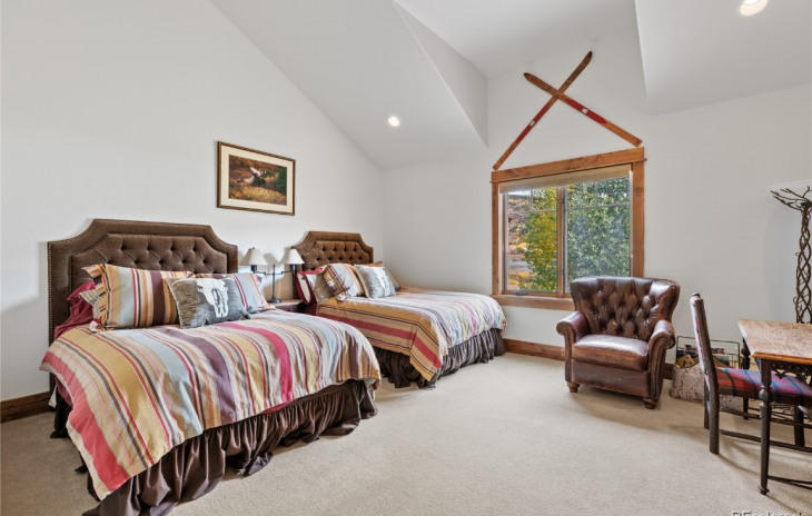 30600 Lake Shore Trail Photo