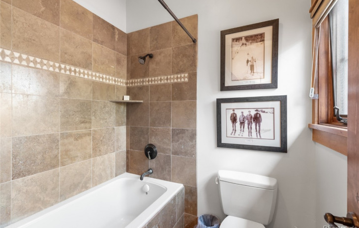 30600 Lake Shore Trail Photo