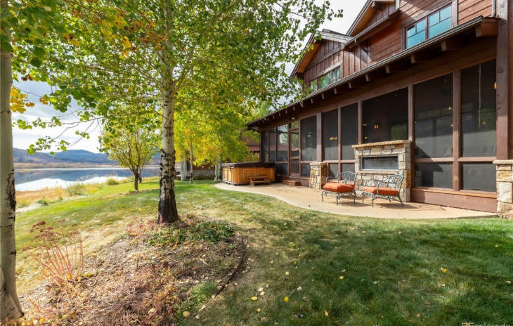 30600 Lake Shore Trail Photo